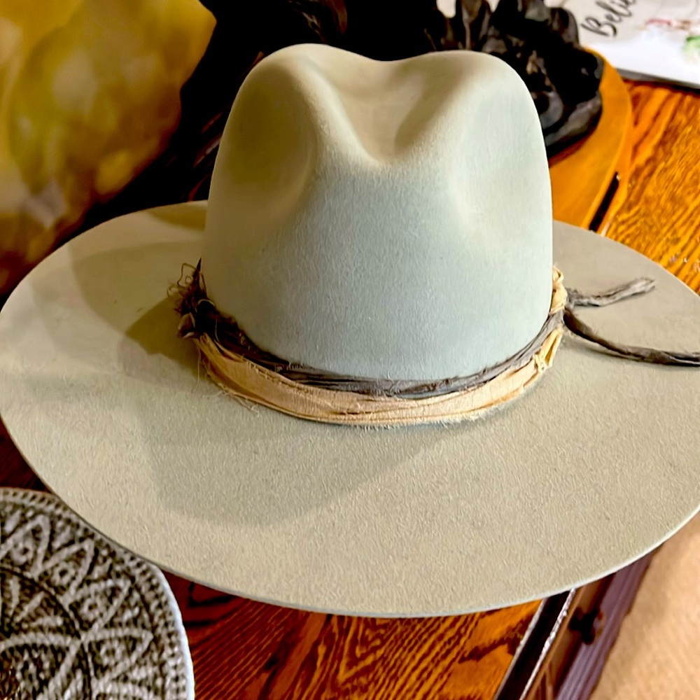 Stetson hat !